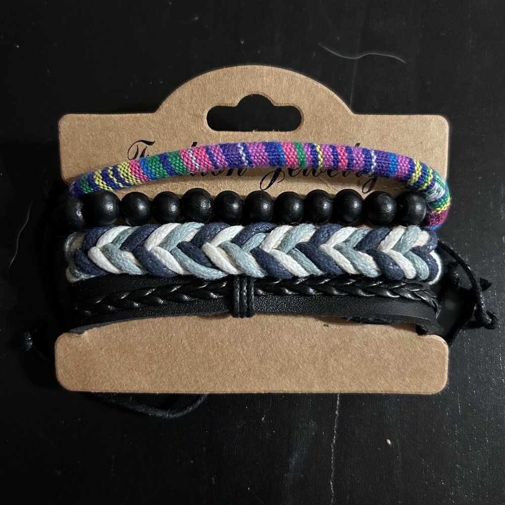 Bracelet